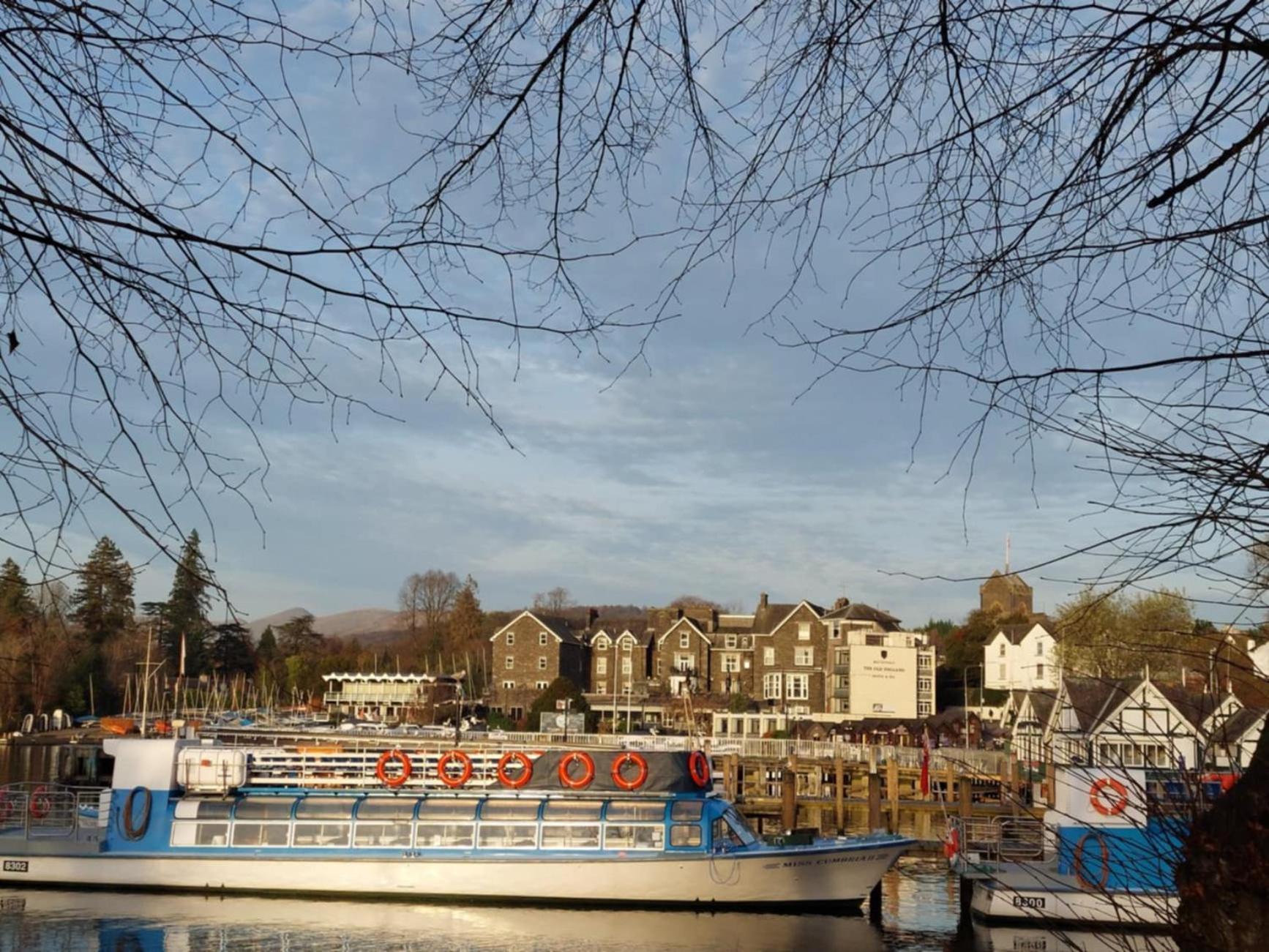 Macdonald Old England Hotel & Spa Bowness-on-Windermere Exterior photo